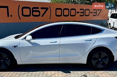 Седан Tesla Model 3 2018 в Харкові