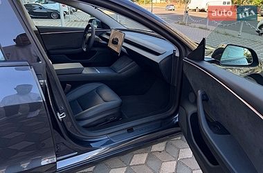 Седан Tesla Model 3 2025 в Одесі