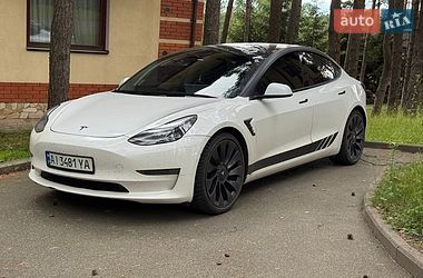 Седан Tesla Model 3 2021 в Борисполе