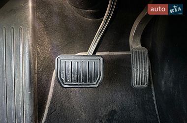 Седан Tesla Model 3 2018 в Ровно