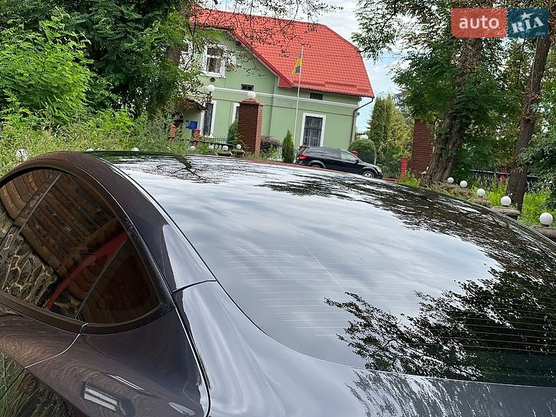 Седан Tesla Model 3 2025 в Самборе