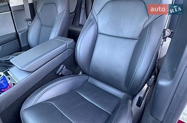 Седан Tesla Model 3 2024 в Києві