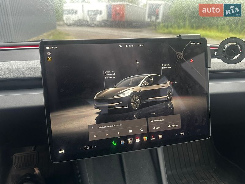 Седан Tesla Model 3 2024 в Рівному