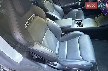 Седан Tesla Model 3 2024 в Киеве