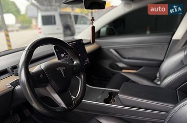 Седан Tesla Model 3 2018 в Ирпене