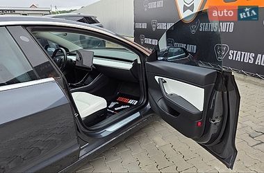 Седан Tesla Model 3 2019 в Хмельницком