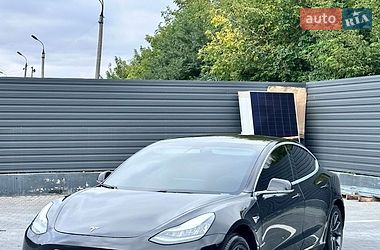 Седан Tesla Model 3 2019 в Кам'янець-Подільському