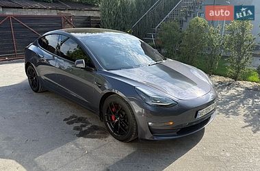 Седан Tesla Model 3 2023 в Дніпрі