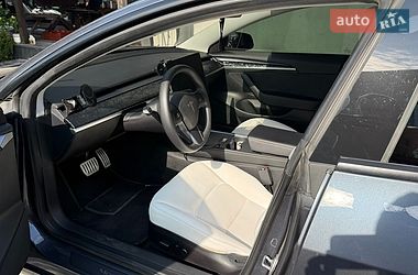 Седан Tesla Model 3 2023 в Дніпрі