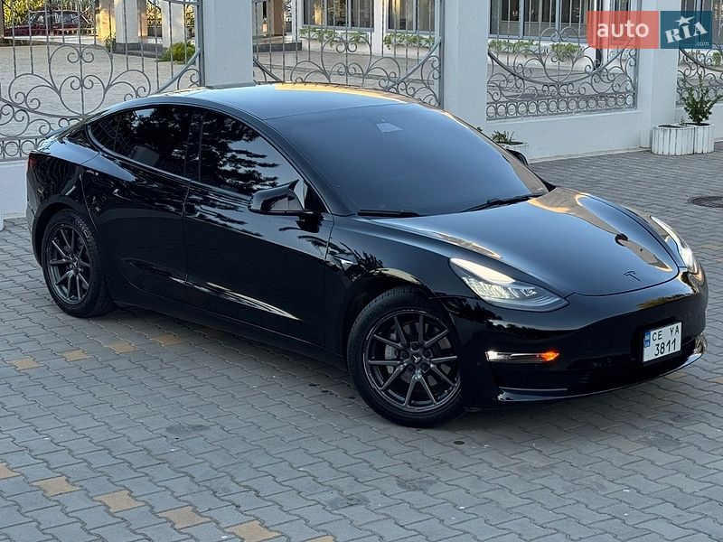 Седан Tesla Model 3 2019 в Одессе