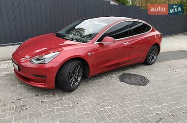 Седан Tesla Model 3 2018 в Луцьку