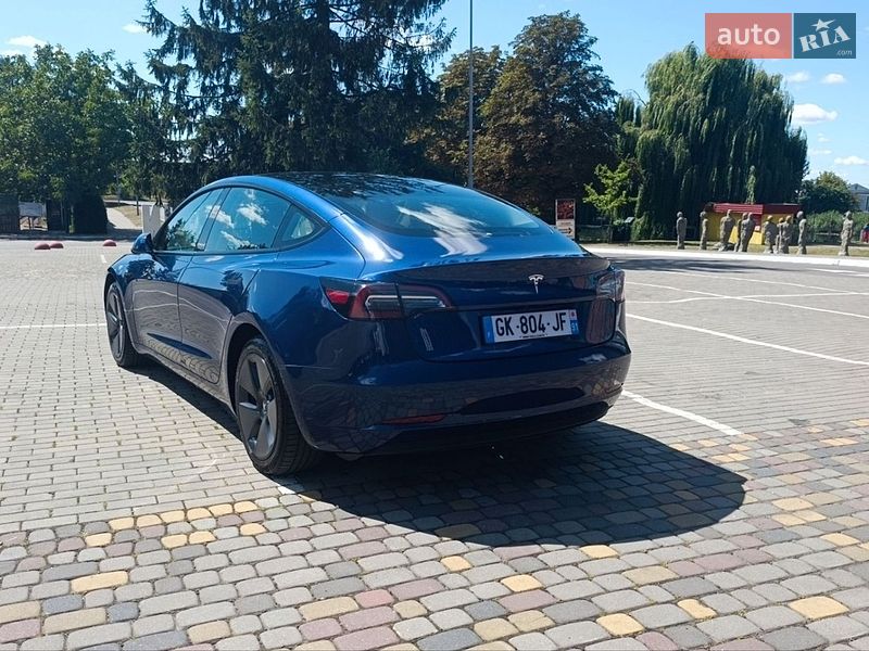 Седан Tesla Model 3 2022 в Луцке фото 10 Седан Tesla Model 3 2022 в Луцке