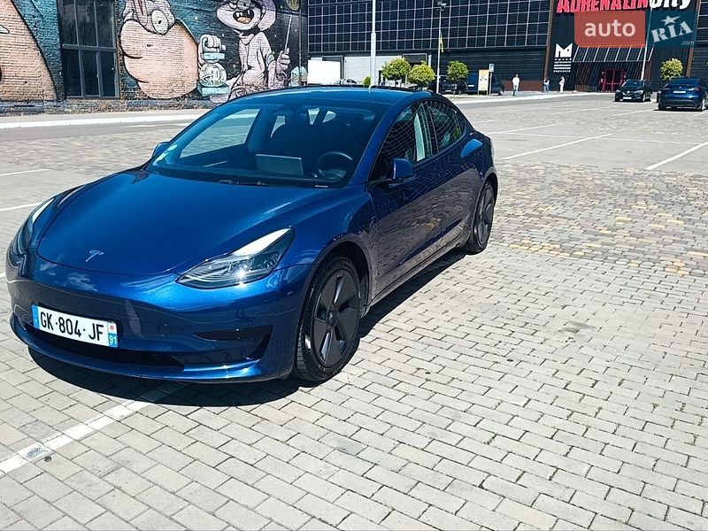 Седан Tesla Model 3 2022 в Луцке фото 3 Седан Tesla Model 3 2022 в Луцке