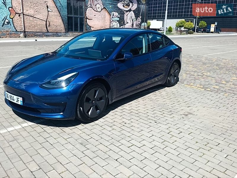 Седан Tesla Model 3 2022 в Луцке фото 2 Седан Tesla Model 3 2022 в Луцке