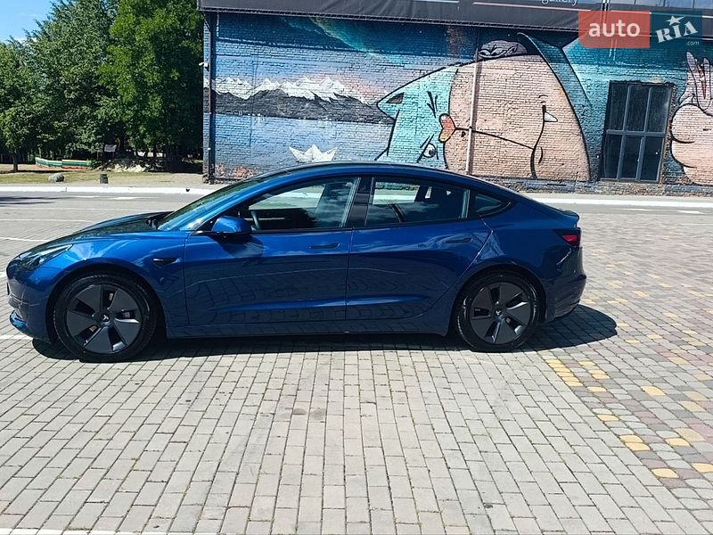 Седан Tesla Model 3 2022 в Луцке фото 12 Седан Tesla Model 3 2022 в Луцке