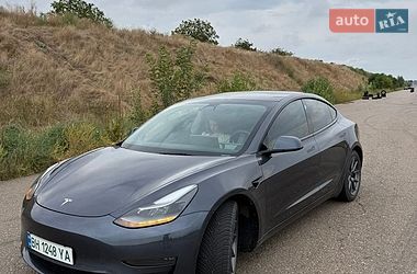 Седан Tesla Model 3 2021 в Одессе