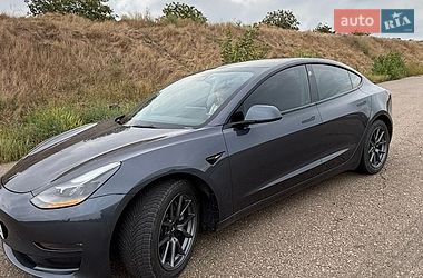 Седан Tesla Model 3 2021 в Одессе