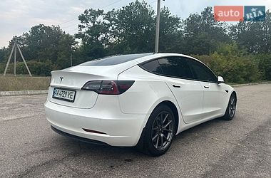 Седан Tesla Model 3 2021 в Кропивницком