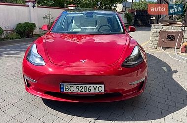 Седан Tesla Model 3 2023 в Львові