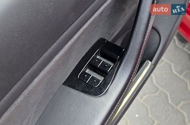 Седан Tesla Model 3 2018 в Ужгороде