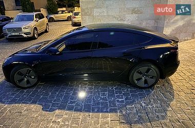 Седан Tesla Model 3 2022 в Львові