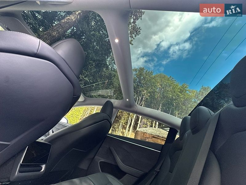 Седан Tesla Model 3 2025 в Львові фото 15 Седан Tesla Model 3 2025 в Львові