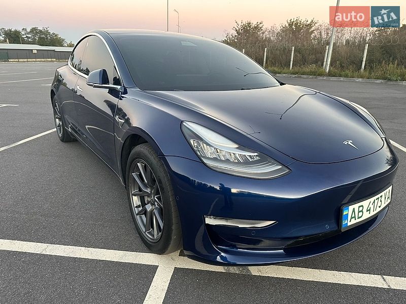 Tesla Model 3 2018 Tesla Model 3 2018