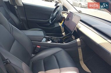Седан Tesla Model 3 2018 в Львові фото 5 Седан Tesla Model 3 2018 в Львові