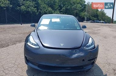 Седан Tesla Model 3 2018 в Львові фото 10 Седан Tesla Model 3 2018 в Львові