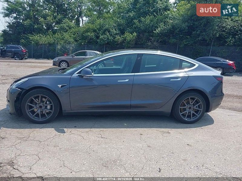 Седан Tesla Model 3 2018 в Львові фото 12 Седан Tesla Model 3 2018 в Львові