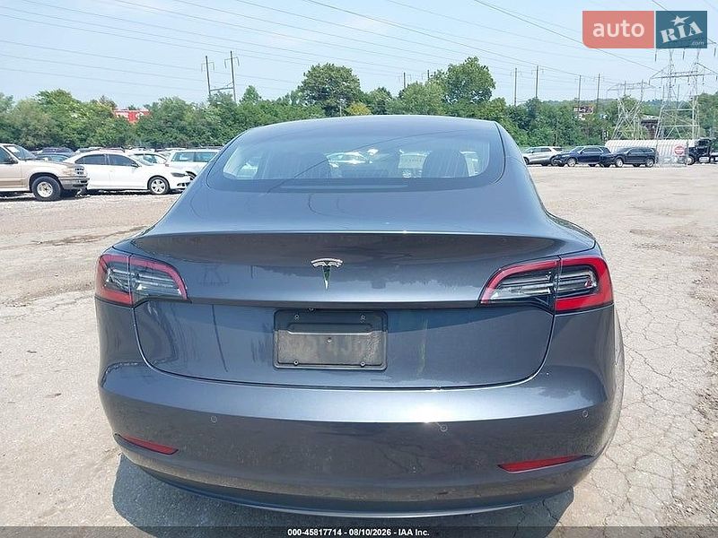 Седан Tesla Model 3 2018 в Львові фото 13 Седан Tesla Model 3 2018 в Львові