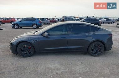 Седан Tesla Model 3 2024 в Львове
