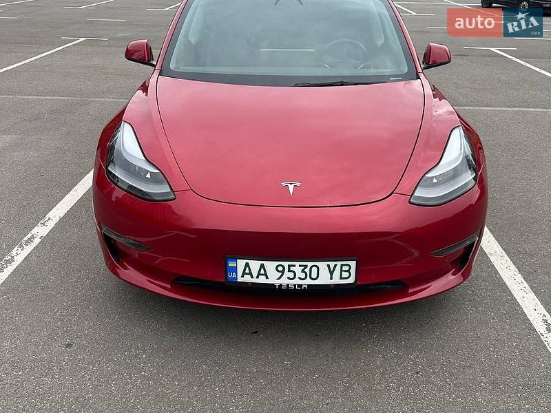 Tesla Model 3 2022