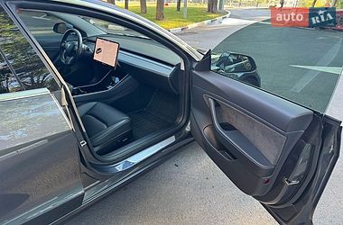 Седан Tesla Model 3 2019 в Харькове