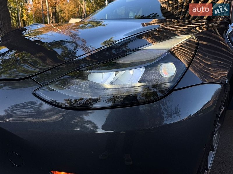 Седан Tesla Model 3 2019 в Харькове