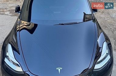 Седан Tesla Model 3 2019 в Дрогобыче