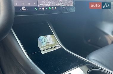 Седан Tesla Model 3 2019 в Новій Водолагі