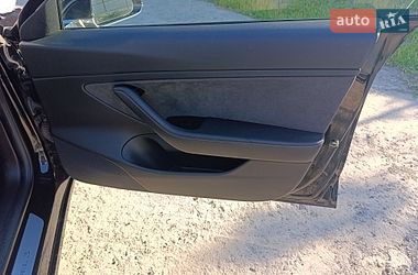 Седан Tesla Model 3 2018 в Львове фото 14 Седан Tesla Model 3 2018 в Львове