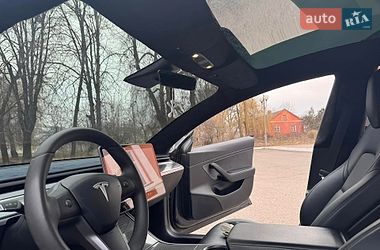 Седан Tesla Model 3 2018 в Львове