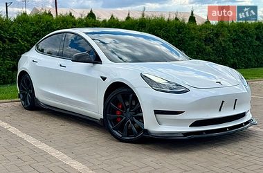 Седан Tesla Model 3 2019 в Кривом Роге