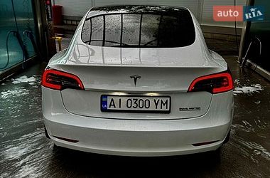 Седан Tesla Model 3 2019 в Киеве
