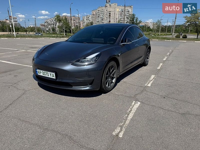 Седан Tesla Model 3 2019 в Запорожье