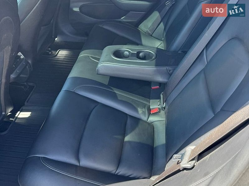Седан Tesla Model 3 2019 в Запорожье