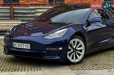 Седан Tesla Model 3 2021 в Самборе