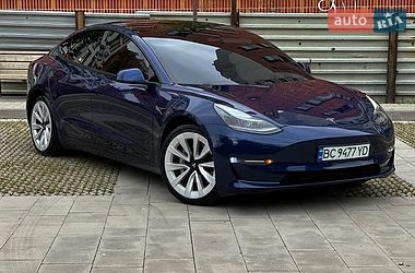 Седан Tesla Model 3 2021 в Самборе