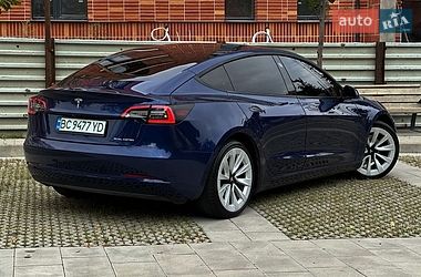 Седан Tesla Model 3 2021 в Самборе