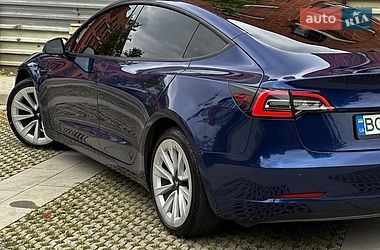 Седан Tesla Model 3 2021 в Самборе