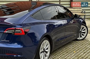 Седан Tesla Model 3 2021 в Самборе