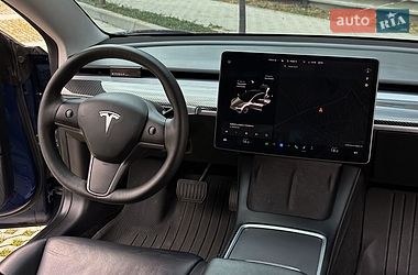 Седан Tesla Model 3 2021 в Самборе