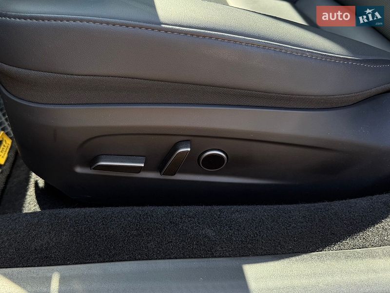 Седан Tesla Model 3 2024 в Івано-Франківську фото 24 Седан Tesla Model 3 2024 в Івано-Франківську